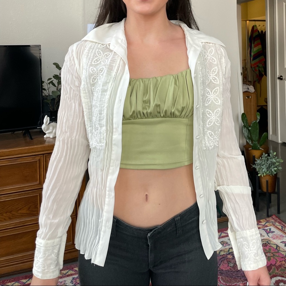 VTG Katelyn Max White Blouse